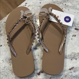 Shade & Shore Tan Sandals with Beaded Straps